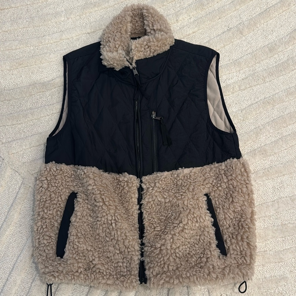 Abercrombie Faux Sherpa Vest